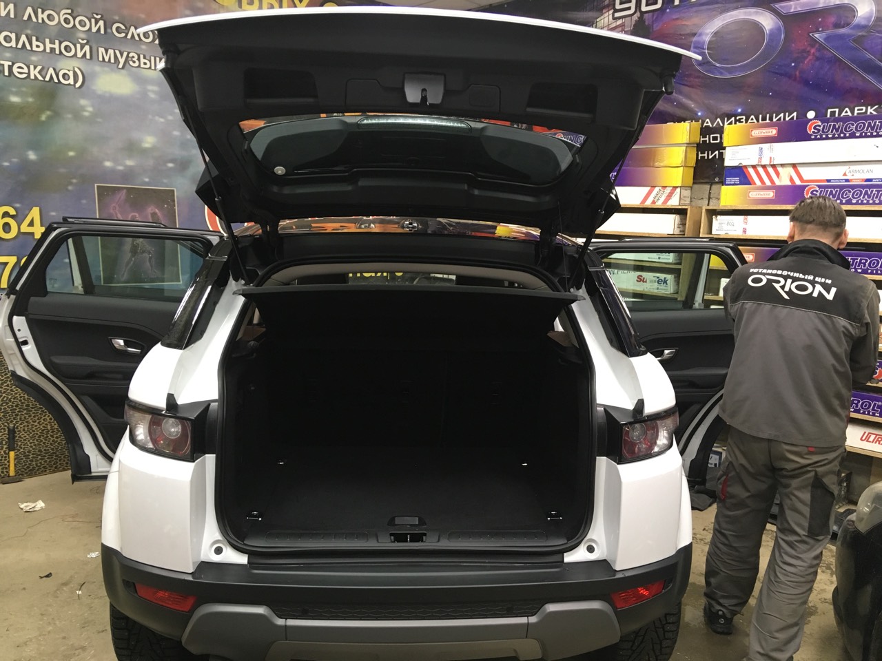 Шумоизоляция Land Rover Evoque - фото 2