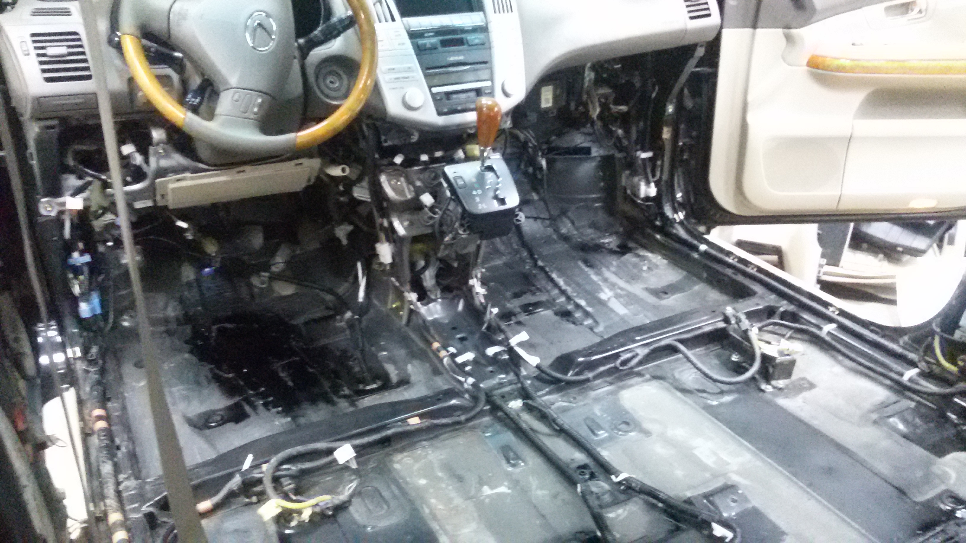 Шумоизоляция Lexus RX330 - фото 8